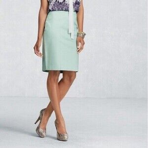 CAbi style #360 twill pencil skirt Jordan almond (mint green) color - EUC 10
